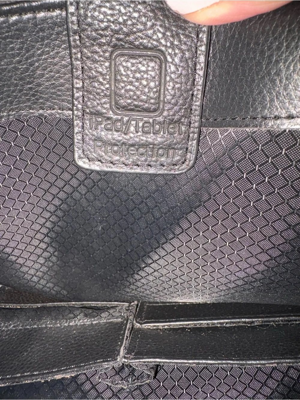 McKlein USA Black Pebble Leather Laptop Bag #10T-0589054 Numerous Compartments